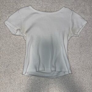 Brandy Melville t-shirt
